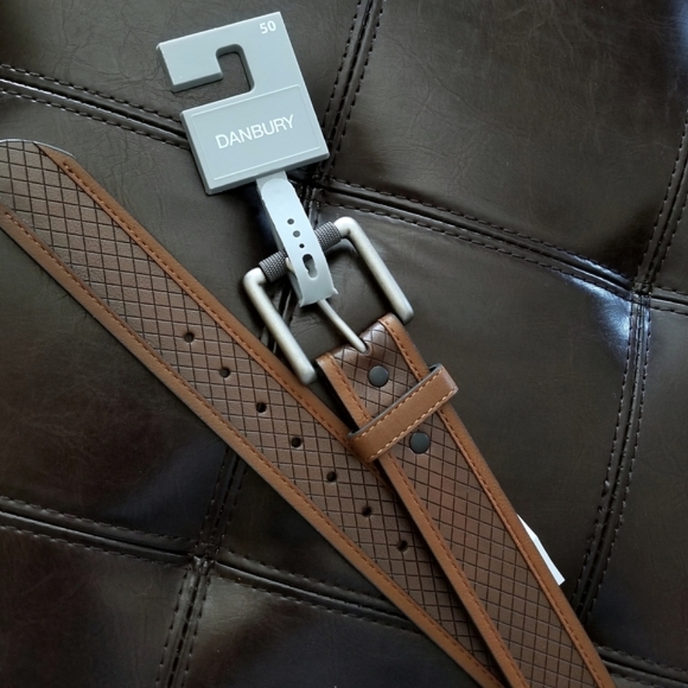 ❗Danbury Big & Tall Embossed Brown Leather Belt with Roller Buckle 50❗